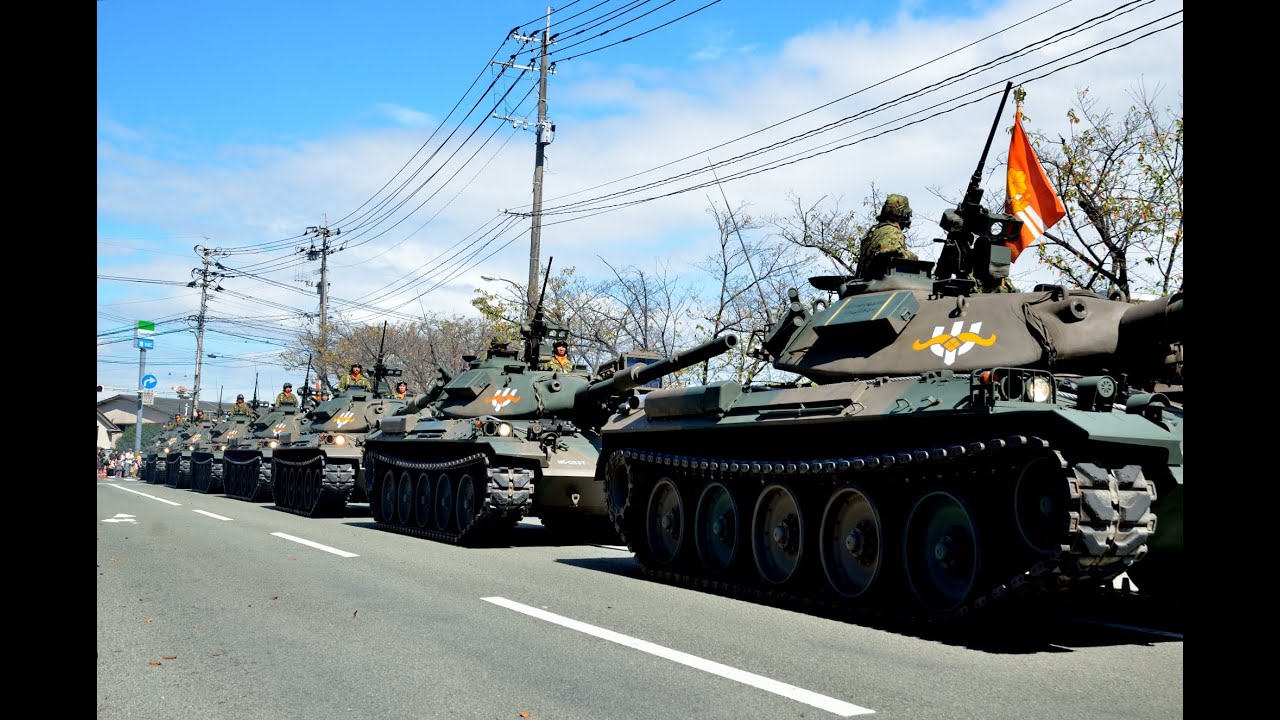陸上自衛隊西部方面隊創隊６1周年記念行事　観閲行進 パレード