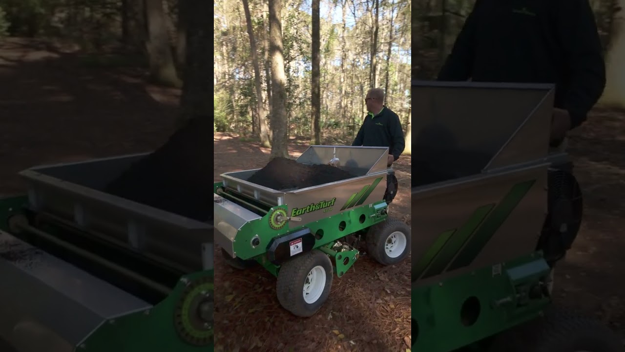 The Importance of Top Dressing & Aerating Your Lawn!