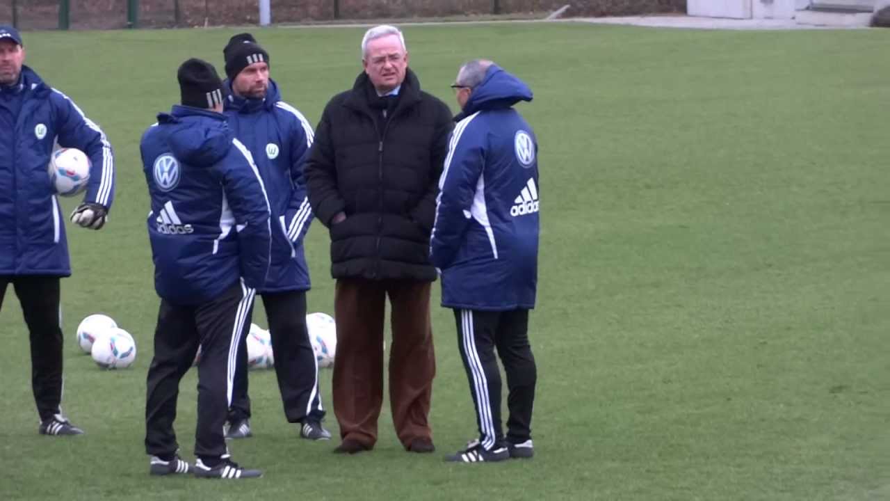 VfL Wolfsburg Training - VW-Boss Winterkorn sieht nach dem Rechten