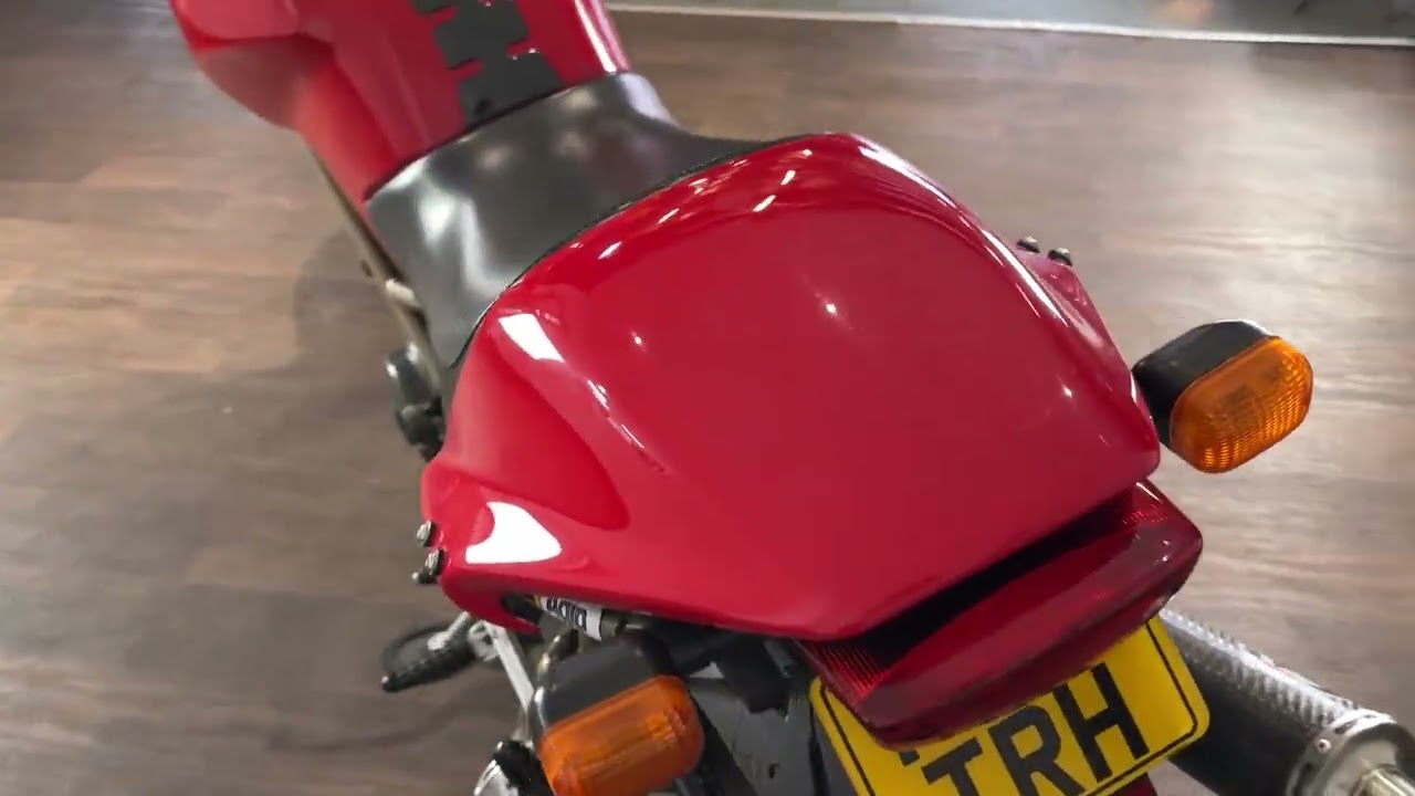 DUCATI MONSTER 900 WALK AROJND VIDEO TOUR START UP 