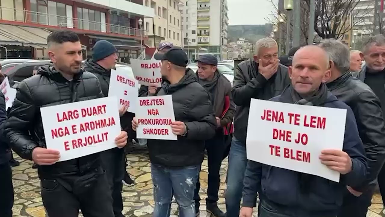 “Duam drejtësi”/ Përplasja për tokën e resortit, banorët e Rrjollit protestë para prokurorisë