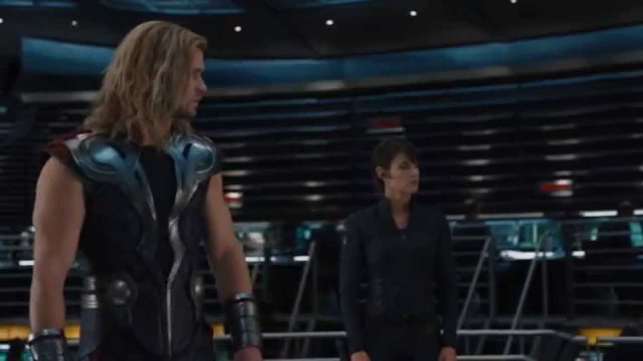 Momentos divertidos en "The Avengers" "Los Vengadores" HD Audio español Latino