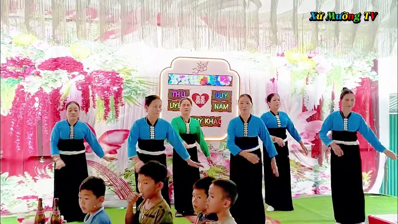 Múa Duyên dáng bản Mường đội văn nghệ Xóm Cháu xã Tà Hộc mừng lễ Vu quy Thu Uyên Duy Nam 