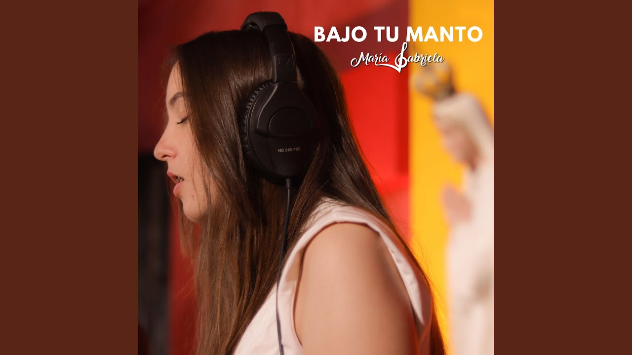 Bajo tu manto