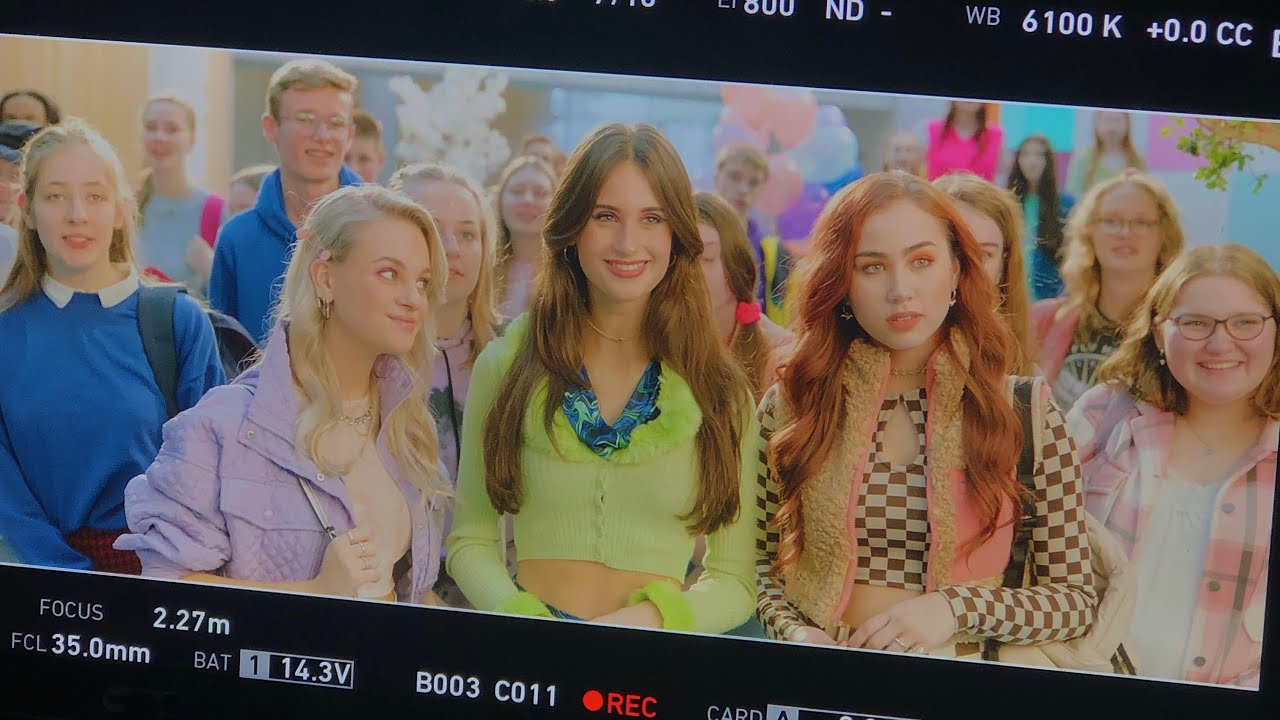 Dagroutine op de set van Misfit The Switch! (Verwarmers in je schoenen???)