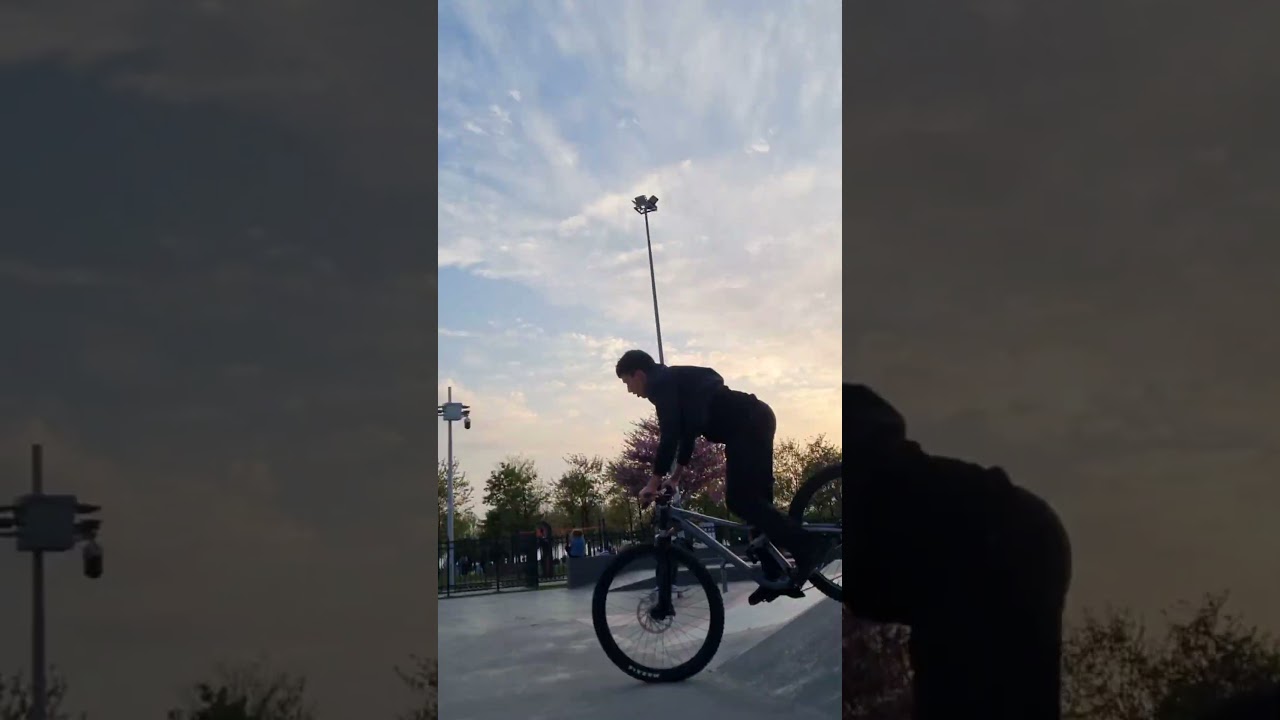 Maltepe skatepark da s&uuml;r&uuml;ş