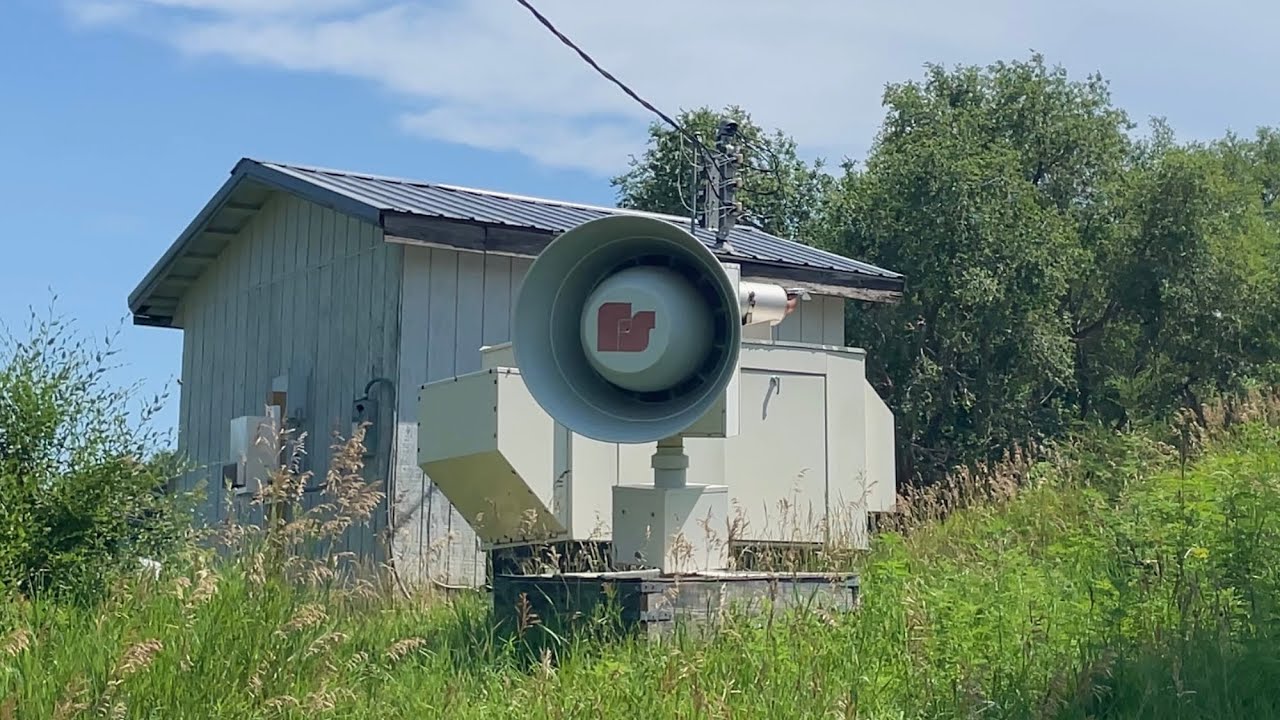 (Ground Mounted) 2001-130 Tornado Siren Test - Ponca, NE.