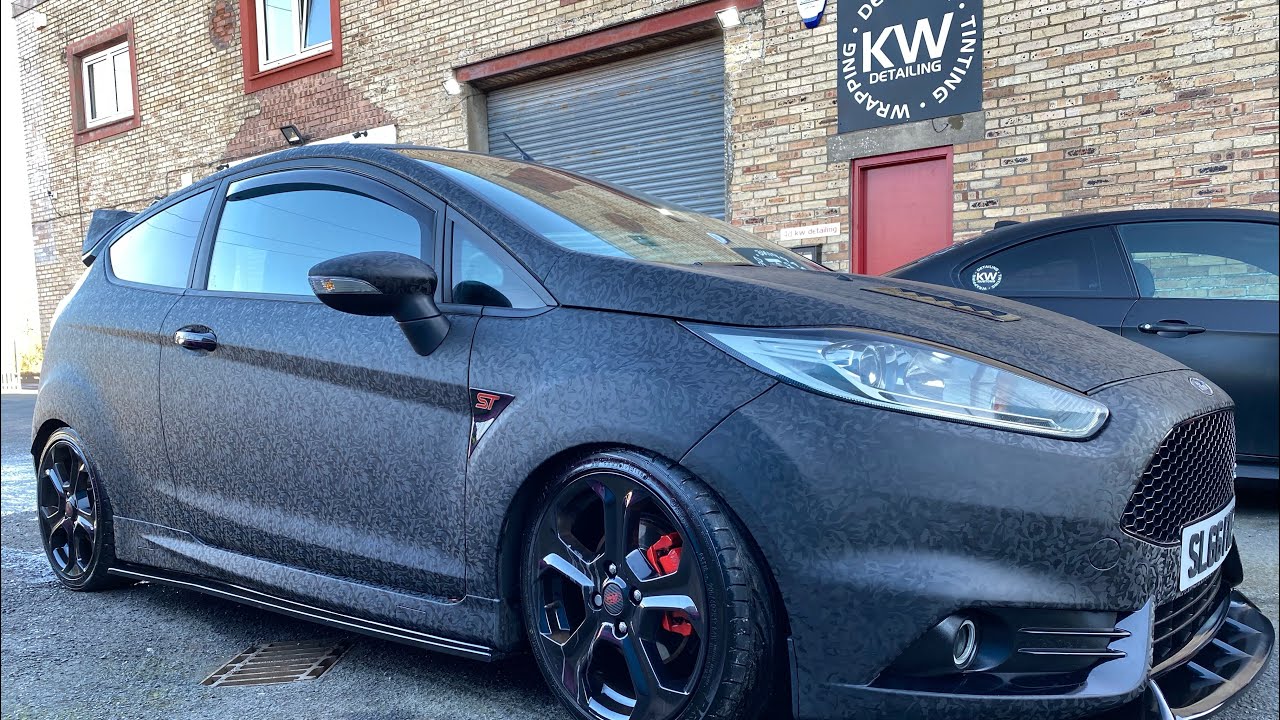 Ford Fiesta ST wrapped in 3M Shadow Black