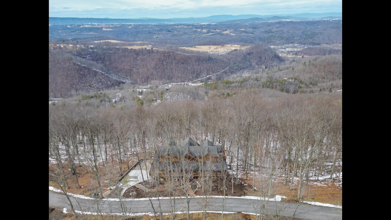 Luxury Mountain Estate in Greenbrier County, West Virginia