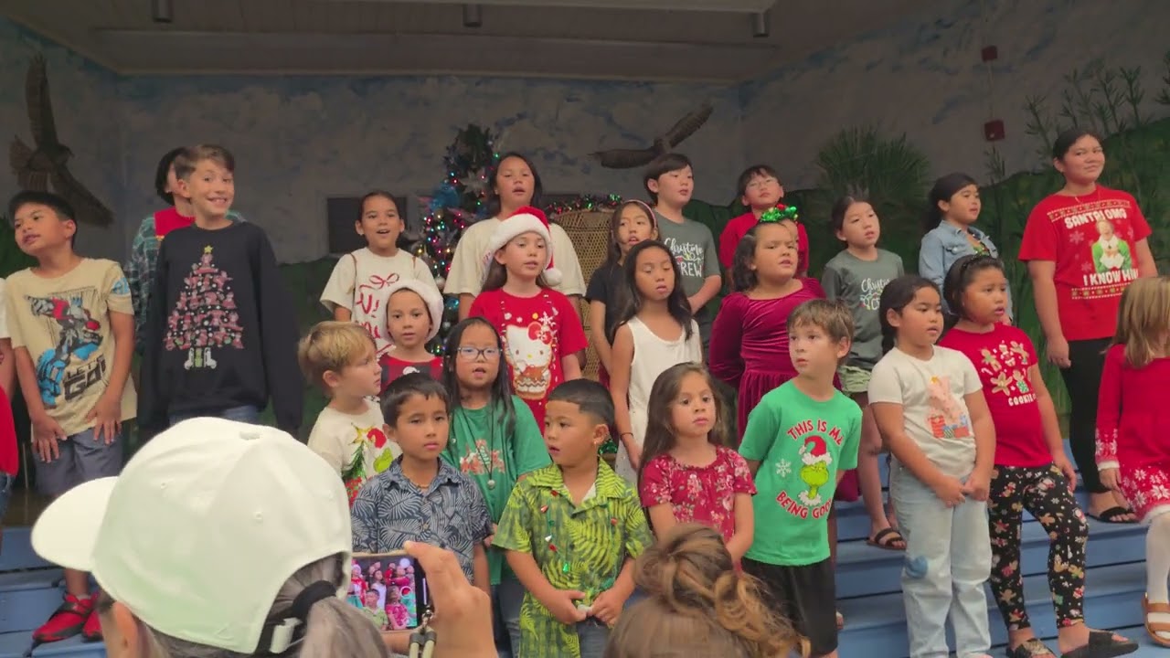 Dinner with Santa lokahi kids December 5, 2025  3/7