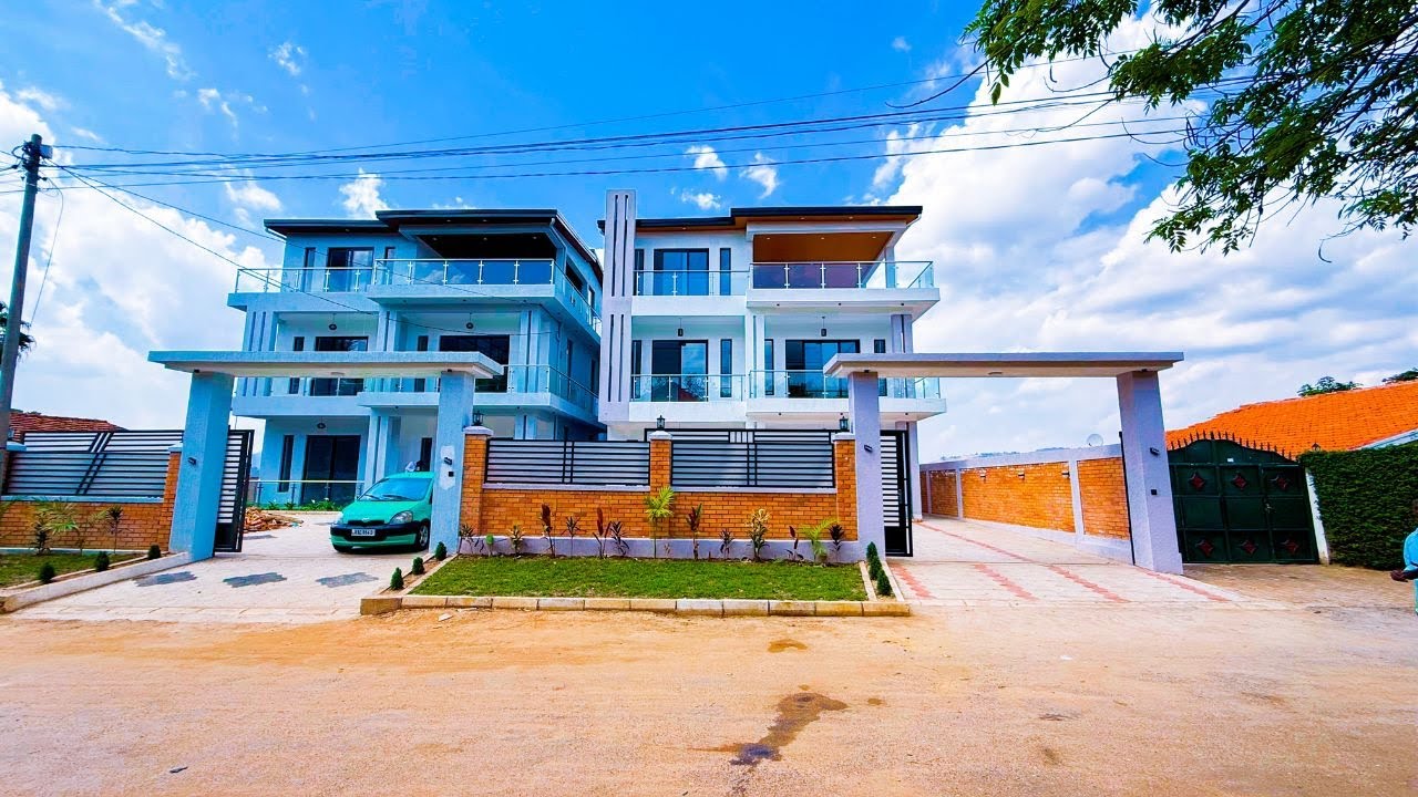 ETAJE UTARUZI YAMBERE NINI MURI  KIGALI IGURISHWA | STOREY  FOR SALE AT  KIBAGABAGA.