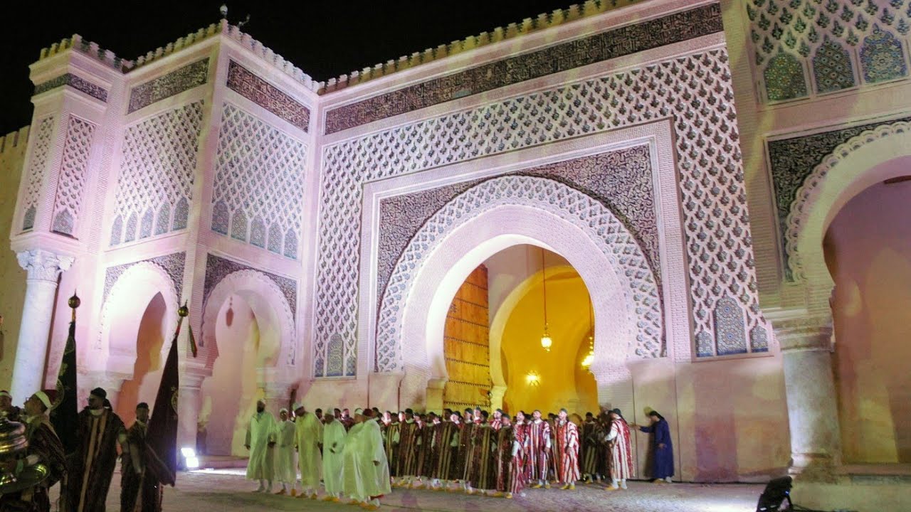 إنطلاق فعاليات مهرجان عيساوة الدولي بمكناس يشهد إقبالا كبيرا فاق توقعات المنظمين