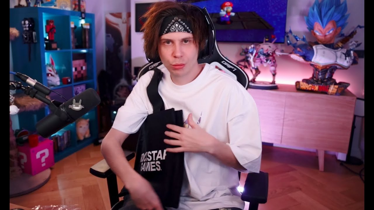 Rockstar Games le Env&iacute;a un Paquete a Rubius &iquest;GTA 6?