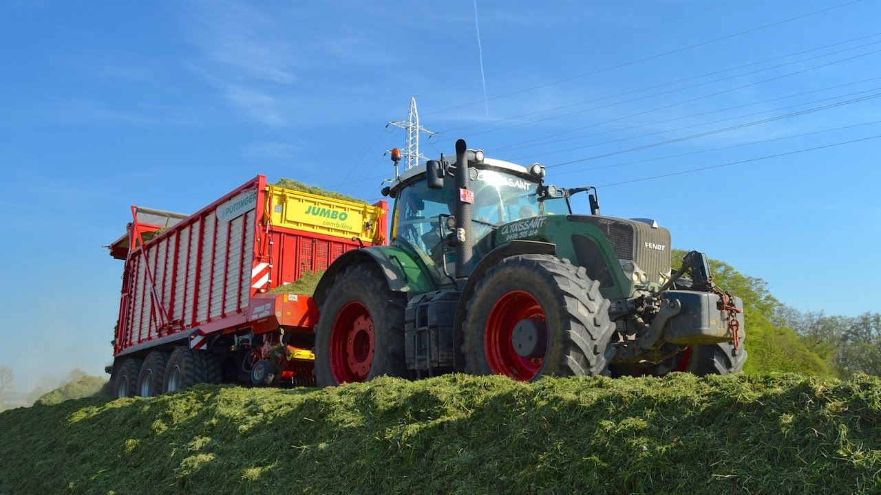 Grass Silage 2017 - Fendt 939 - 930 + JCB 427 Agri