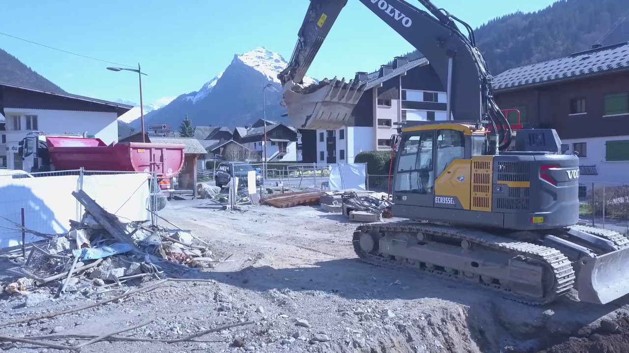 Terrassement Morzine | VolvoECR355EL | with MavicPro