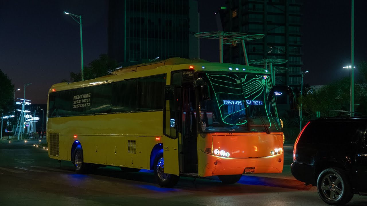 	Un día REAL en el negocio de autobuses 🚍 | Viajes, fiesta y rescate de emergencia