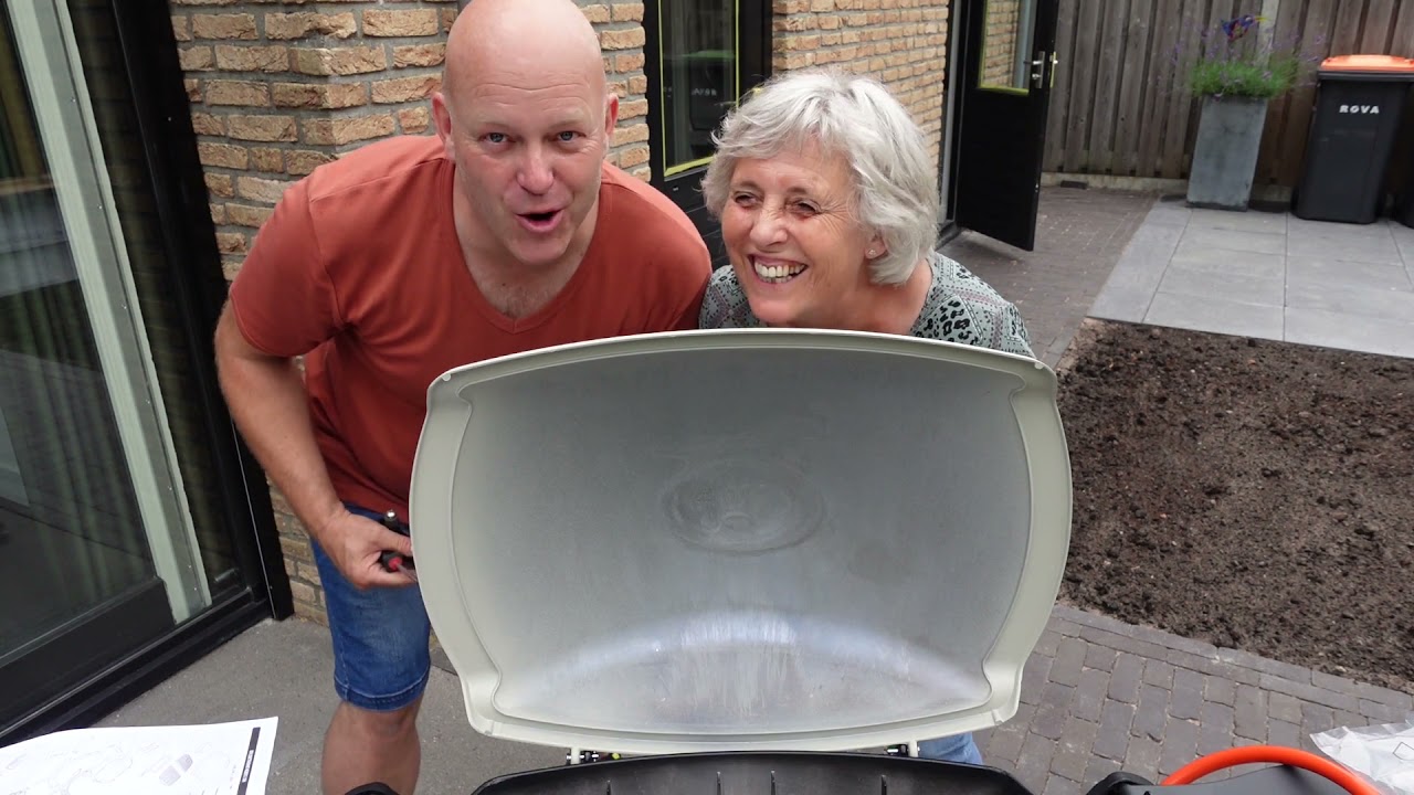 weber q2000 unboxing, en grillen maar.....