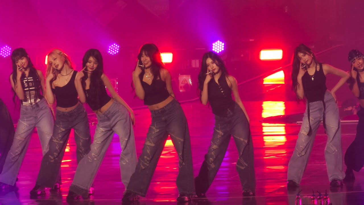 [4K HDR] IVE(아이브), Kitsch - 250405 IVE THE 3RD FAN CONCERT 'IVE SCOUT'