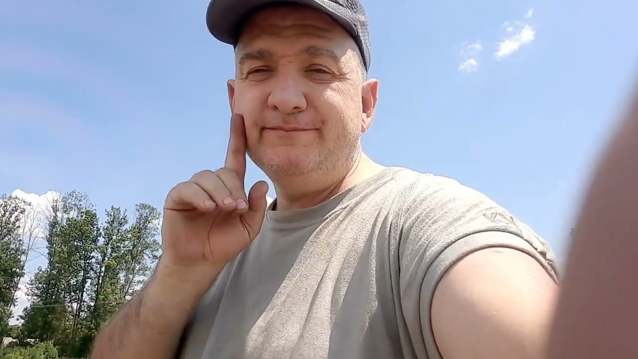 Вітер сильний солома збирати.