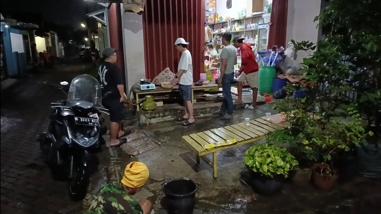 WARBUD📍GORENG IKAN DEPAN WARUNG MAKIN ASOY SAMPE PAGI🤩