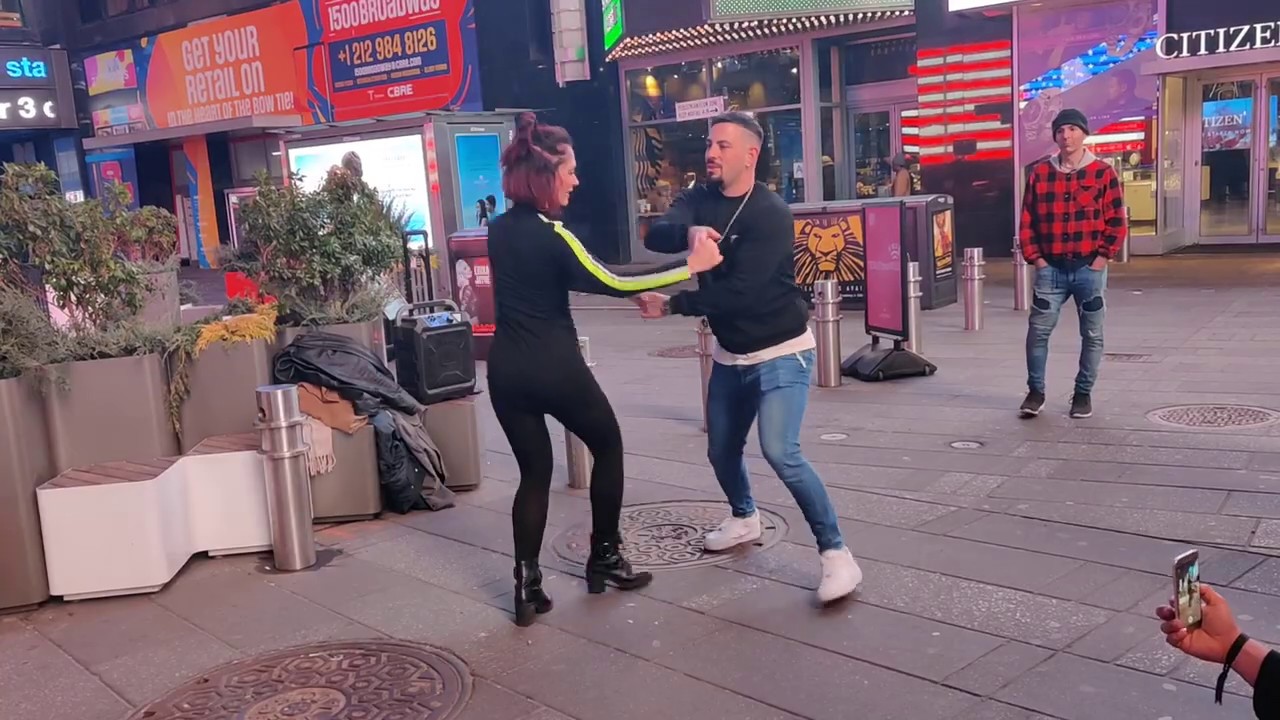 Daniel y Desire (Time Square New York)