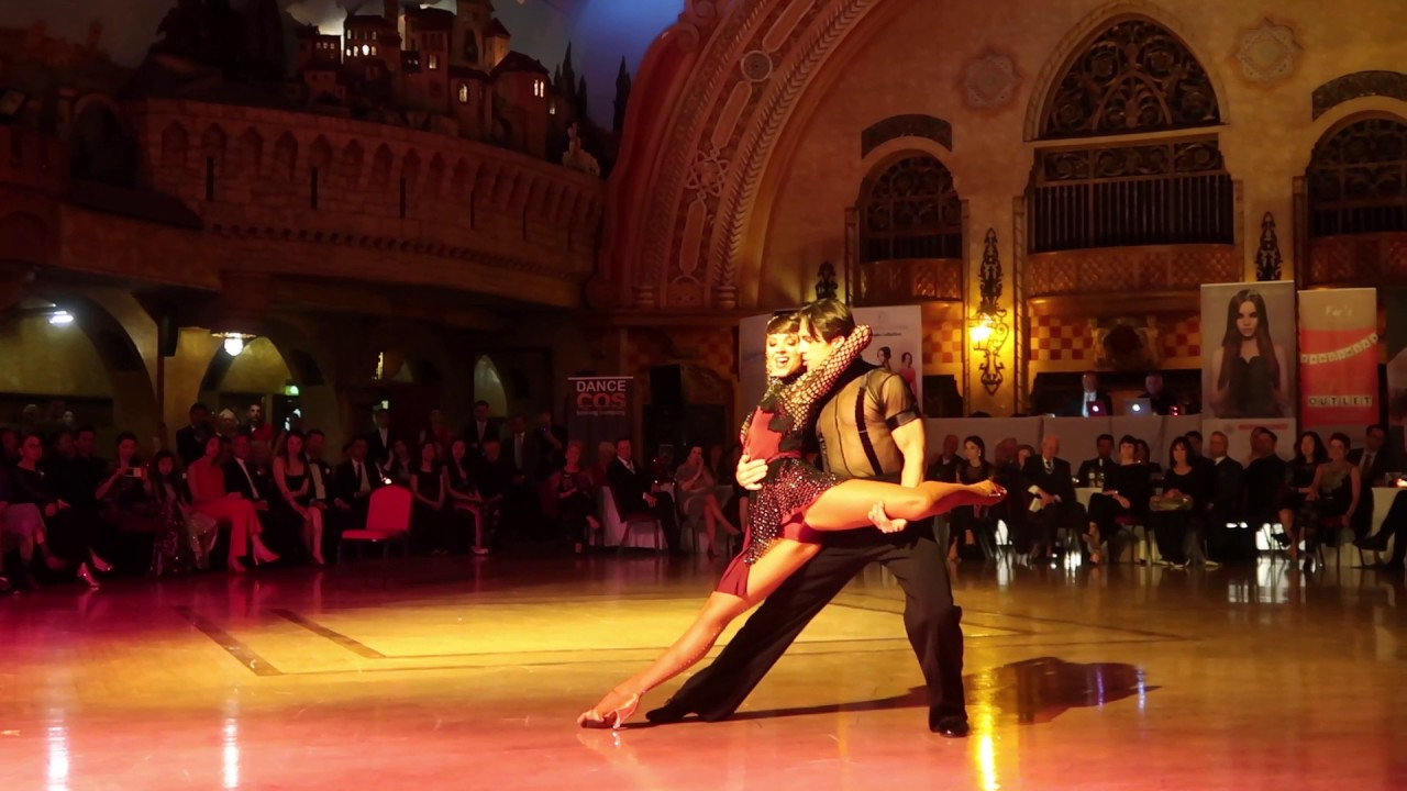 DENYS DROZDYUK & ANTONINA SKOBINA Cha Cha | Blackpool Dance Festival 2017