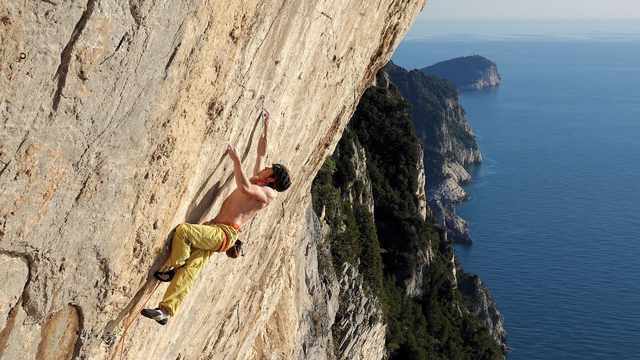 Specchio di Atlantide, Muzzerone - Cuor di Leone (8a) Uncut video