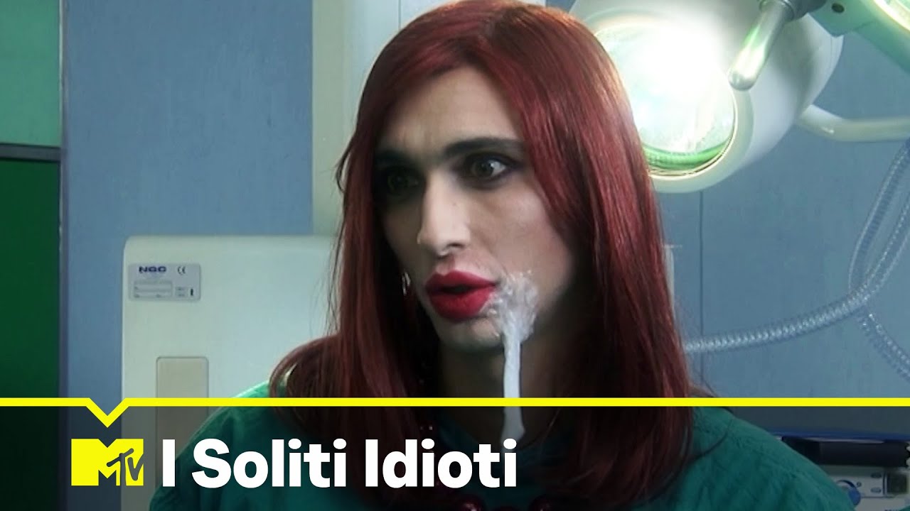 I Soliti Idioti: l'importante è conoscere i membri.. del consiglio direttivo | L'amante del primario
