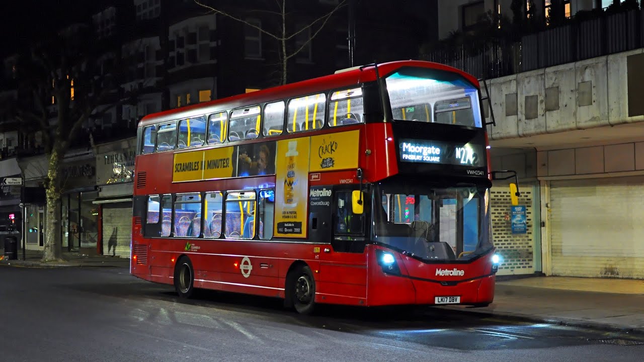 **FIRST N271** Metroline Travel | Route N271 | VWH2341, LK17DBV | North Finchley - Archway Station