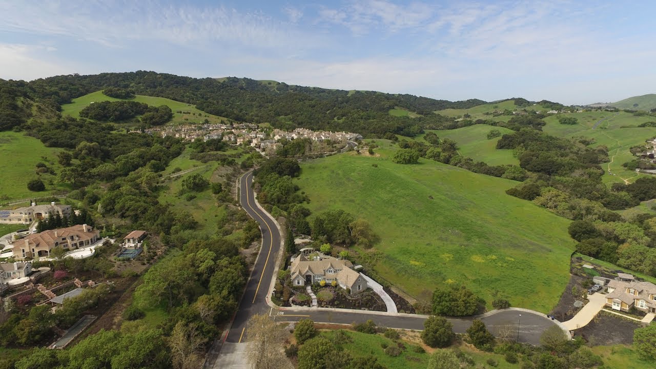 5506 Legendary Ct, Pleasanton, CA 94588
