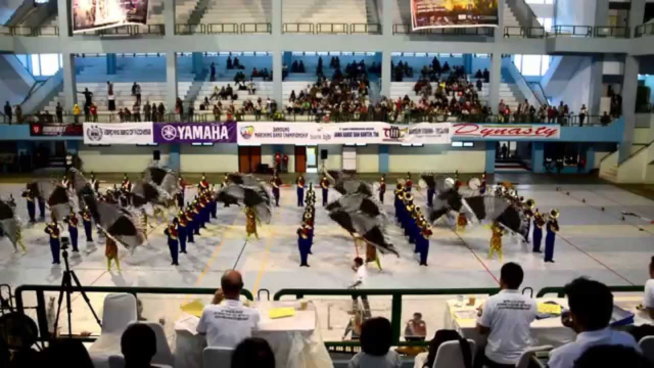 Gita Bahana Marching Band SMP N 1 Balikpapan Juara BMBC 2014 (HD)