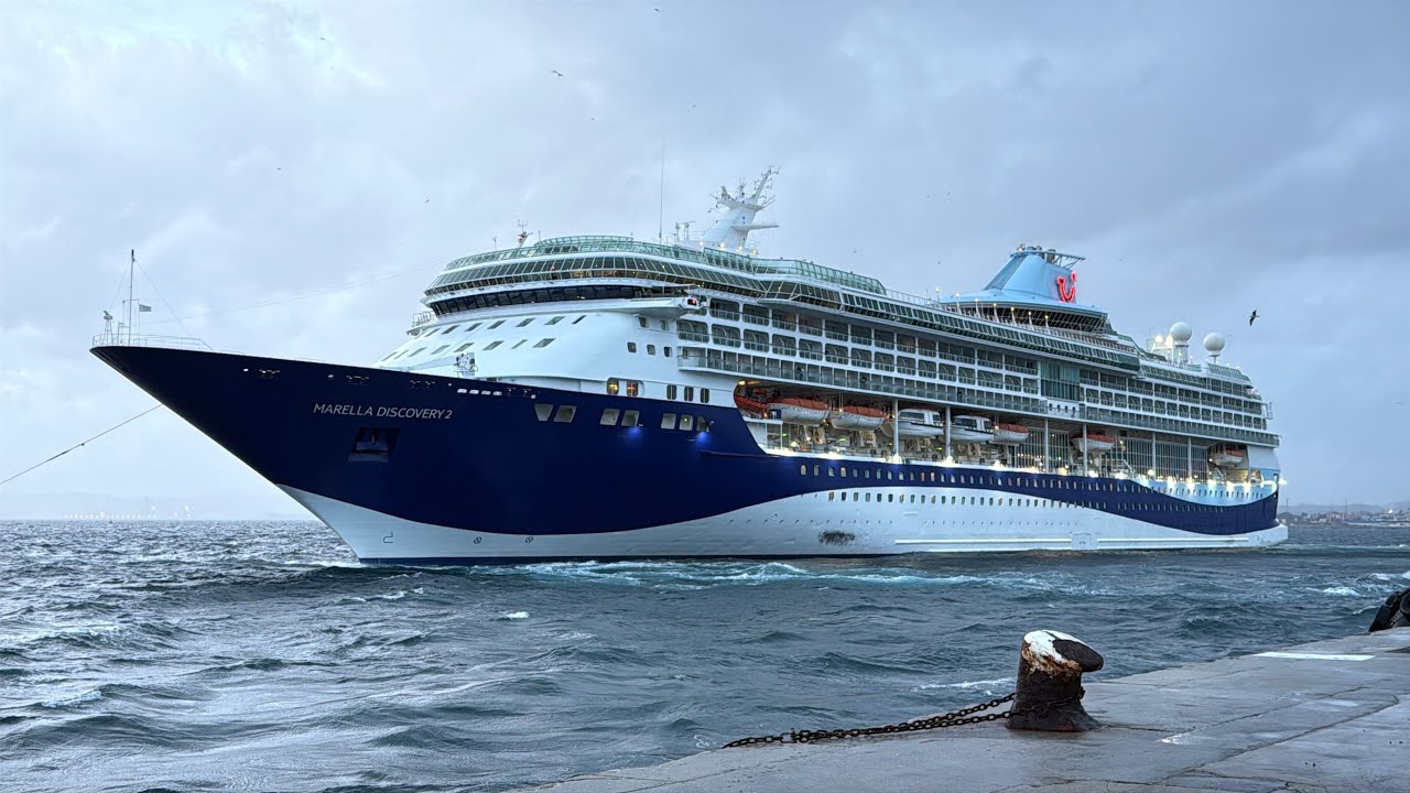 Marella Discovery 2 Bad Weather Gibraltar Departure 