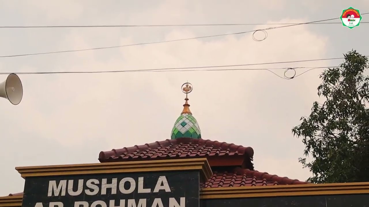 Sedekah Karpet dan Mushaf Untuk Musholla yang Membutuhkan