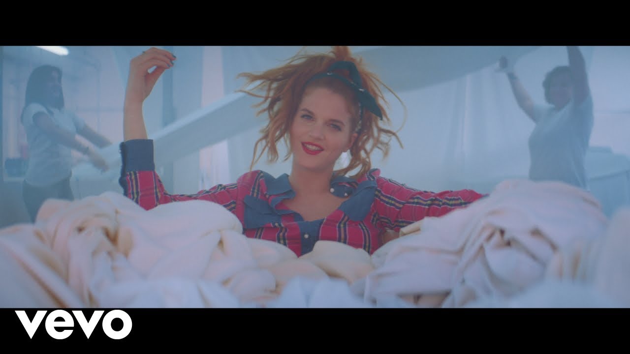 Chiara Galiazzo - Pioggia viola (Official Video) ft. J-AX