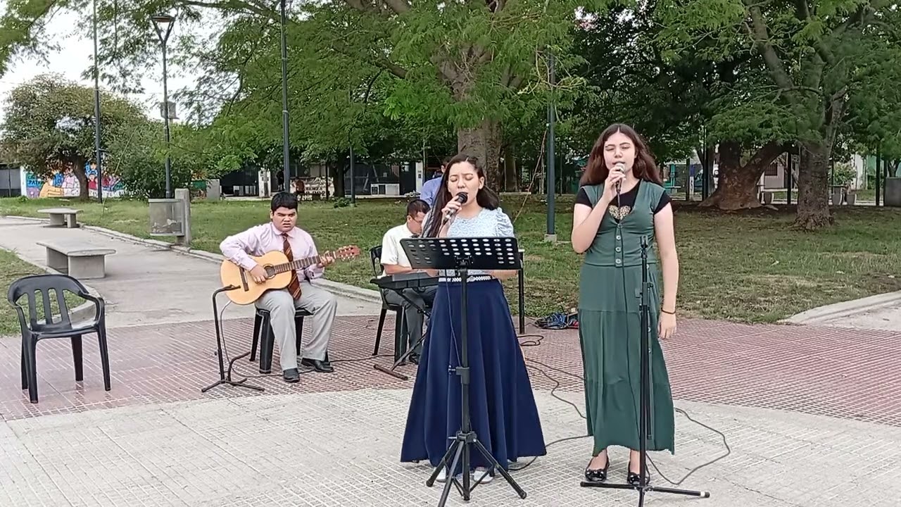 Evangelización en la Plaza del Km 25 Lope de Vega y Ortega