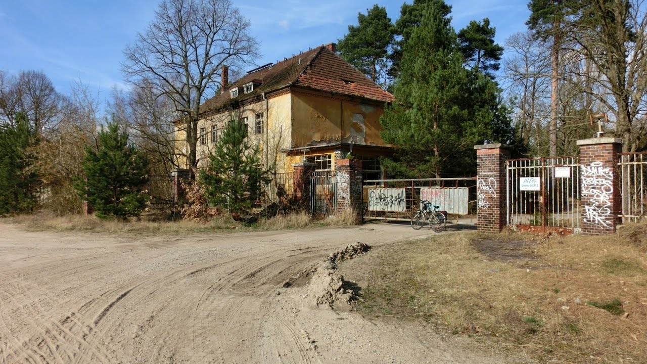 Forst Zinna.Два ряда зданий казарм.25.03.2017