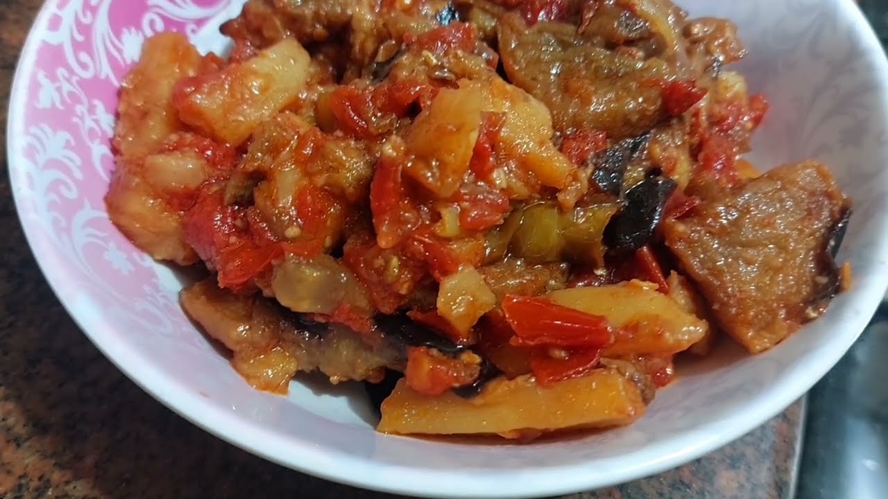 ألذ طبق مسقعة😋الراعي الرسمي للفطار في مصر 🤗بدون لحمة وبألذ طريقة 🙊