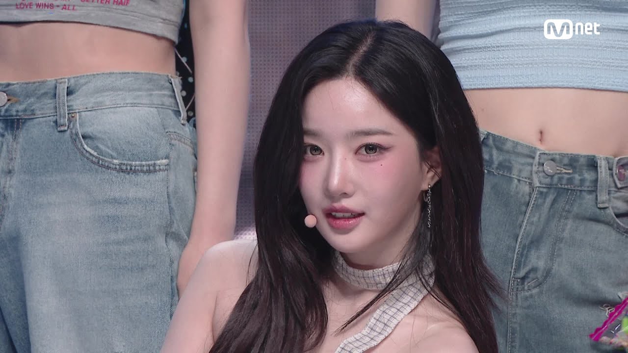 tripleS - 깨어 (Are You Alive) #엠카운트다운 EP.889 | Mnet 250522 방송