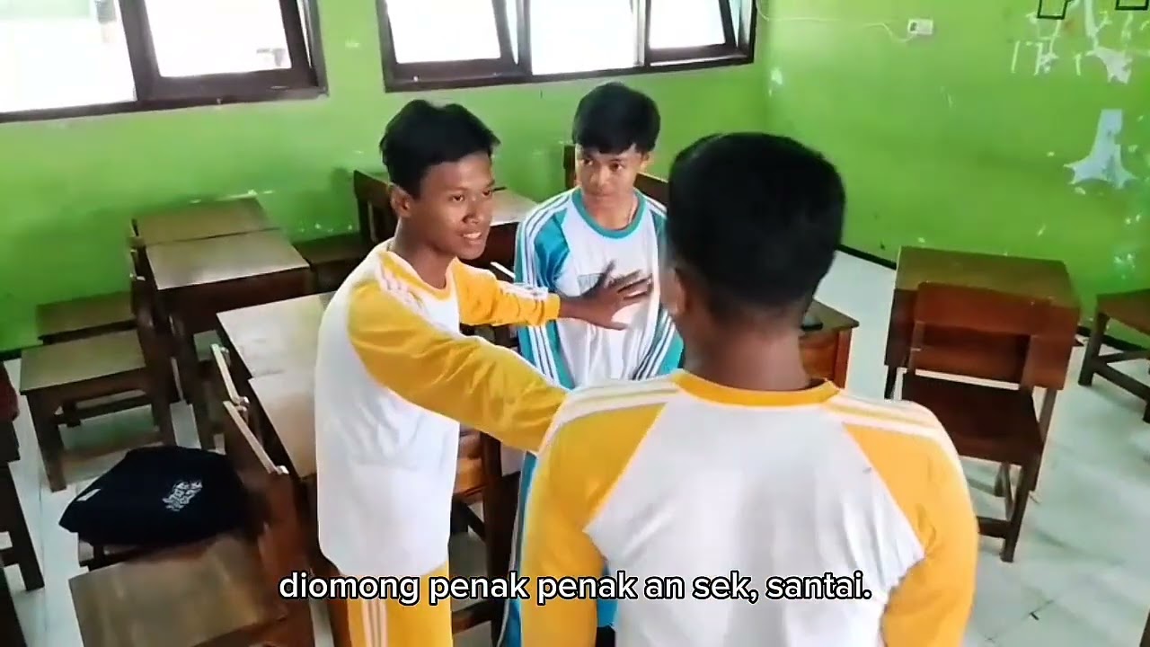 DRAMA PENDEK BAHASA JAWA KELOMPOK 3 