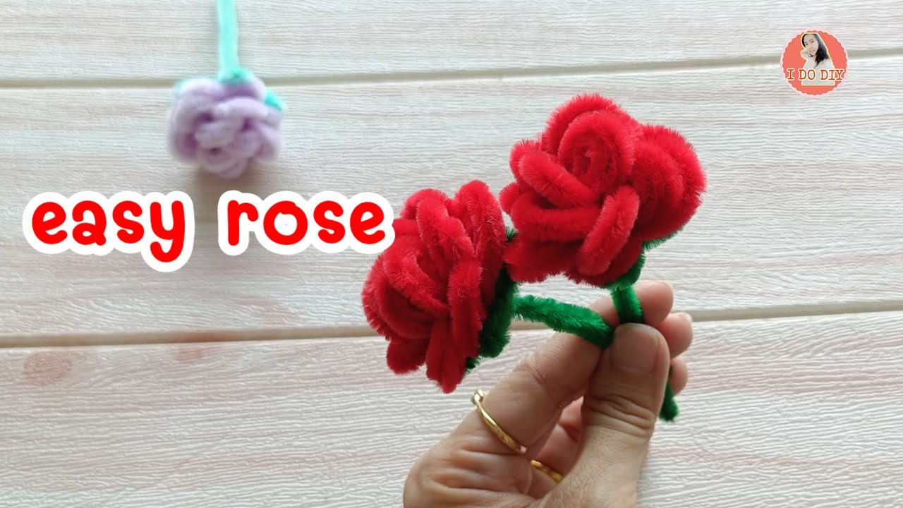 Easy homemade roses Made from velvet wire