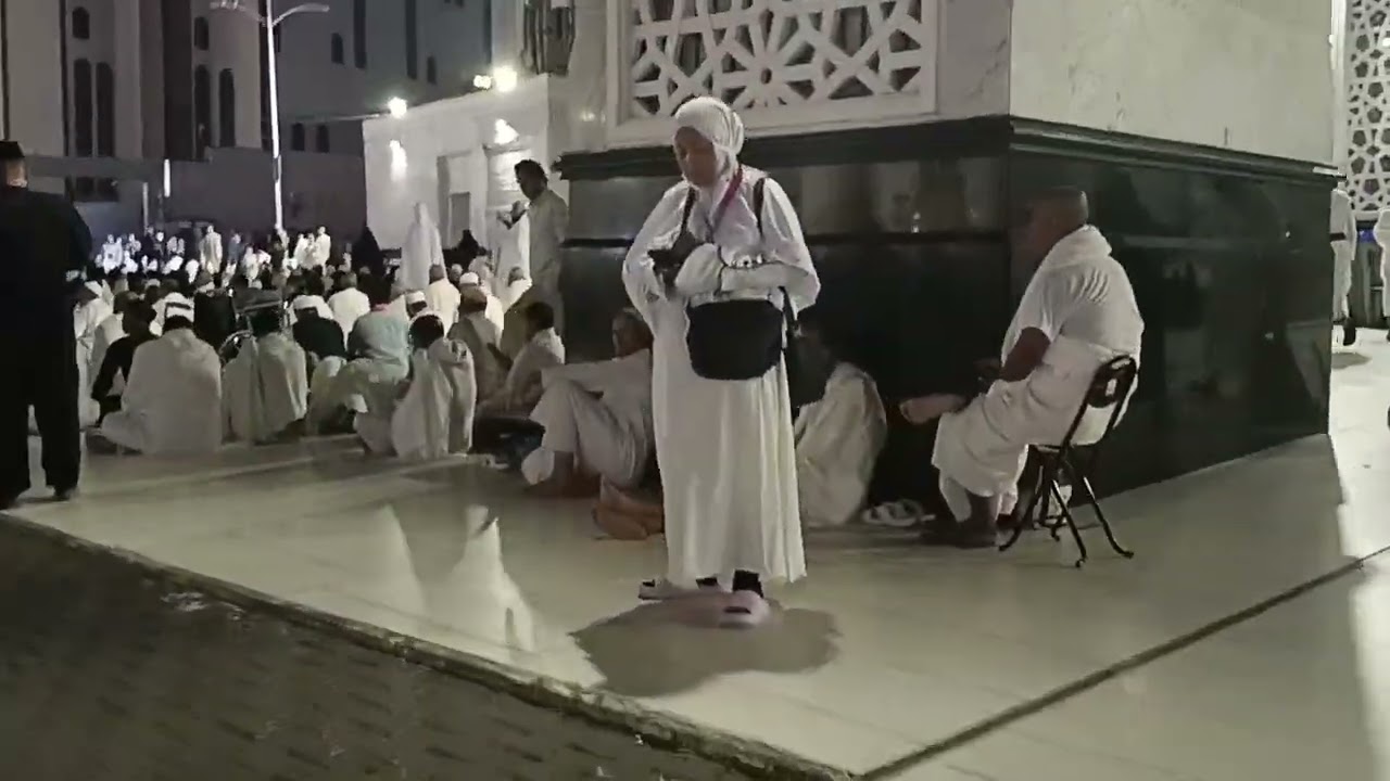 49. POV Jalan Kaki dari Kamar Hotel Menuju Masjidil Haram untuk Shalat Subuh - Umroh Januari 2025