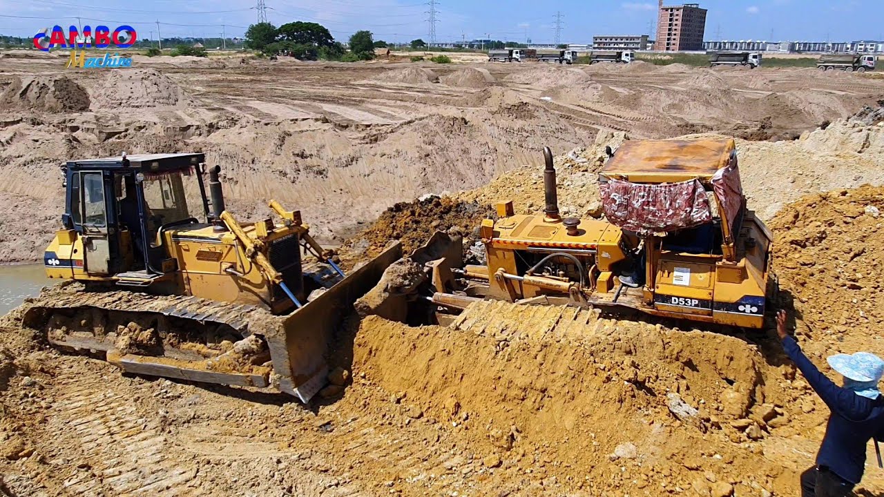 Great work!! Strongly Bulldozer use the powerfull for Helping 3 Machinery stuck