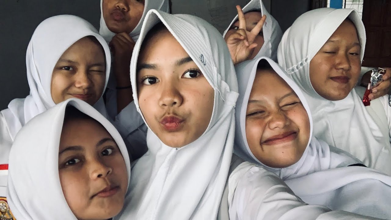 ripyu surat dri tmenku ...🌸🌸🌸💗💗💗💗💗