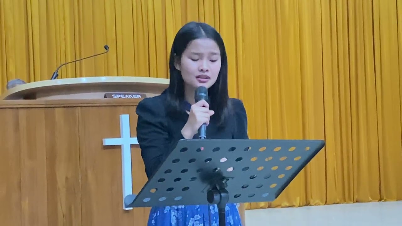 Rebecca Charis || Tonsot in Choi-an inge