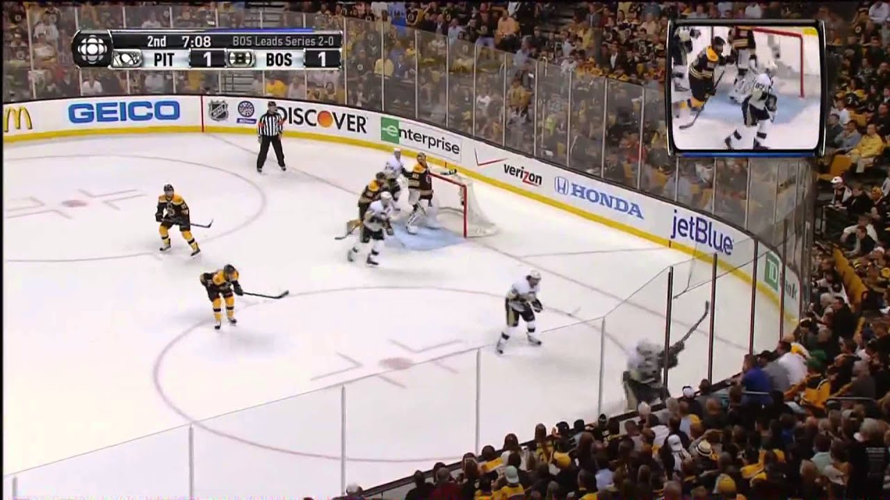 Gregory Campbell - blocked shot in the second period | Pittsburgh Penguins vs Boston Bruins