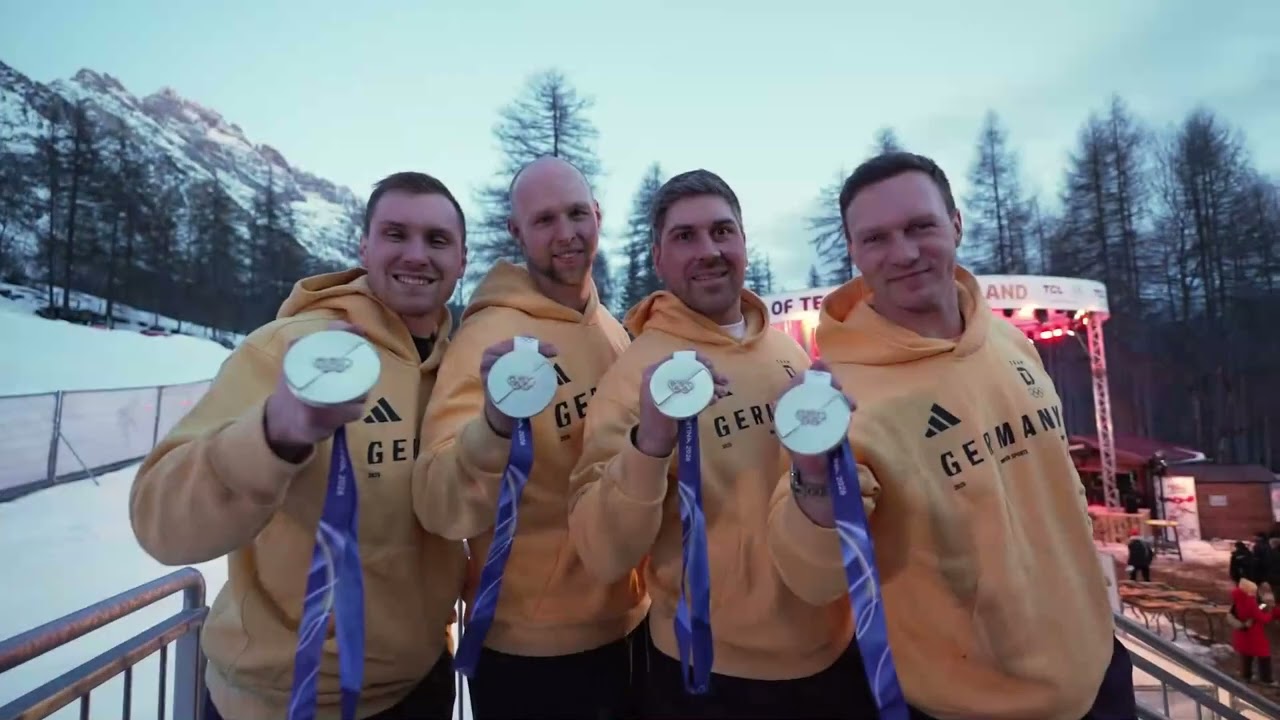 Bobteam Friedrich nach #olympia Silber beim Interview und feiern mit Team D