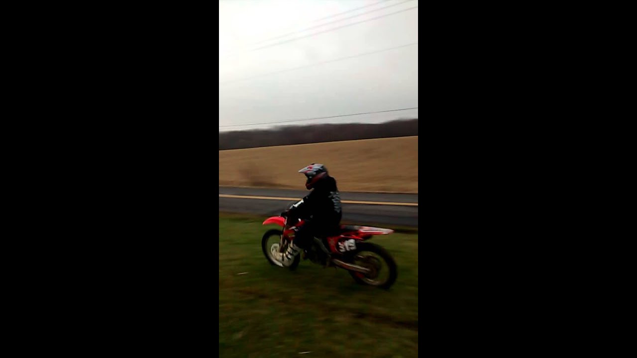 Testing the Dunlop MX32 in mud