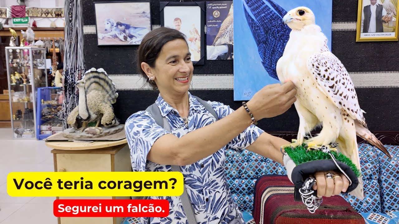 Souq Waqif: cara a cara com um falcão