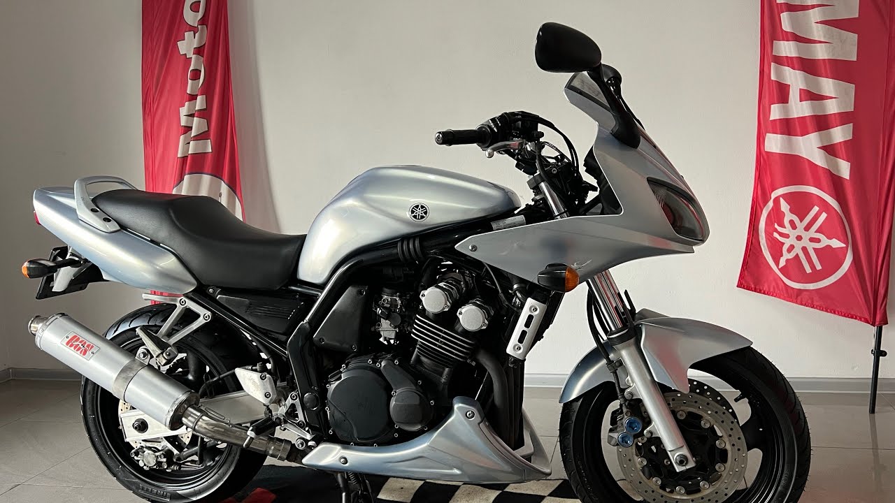 Yamaha FZS 600 2003 MotoRW