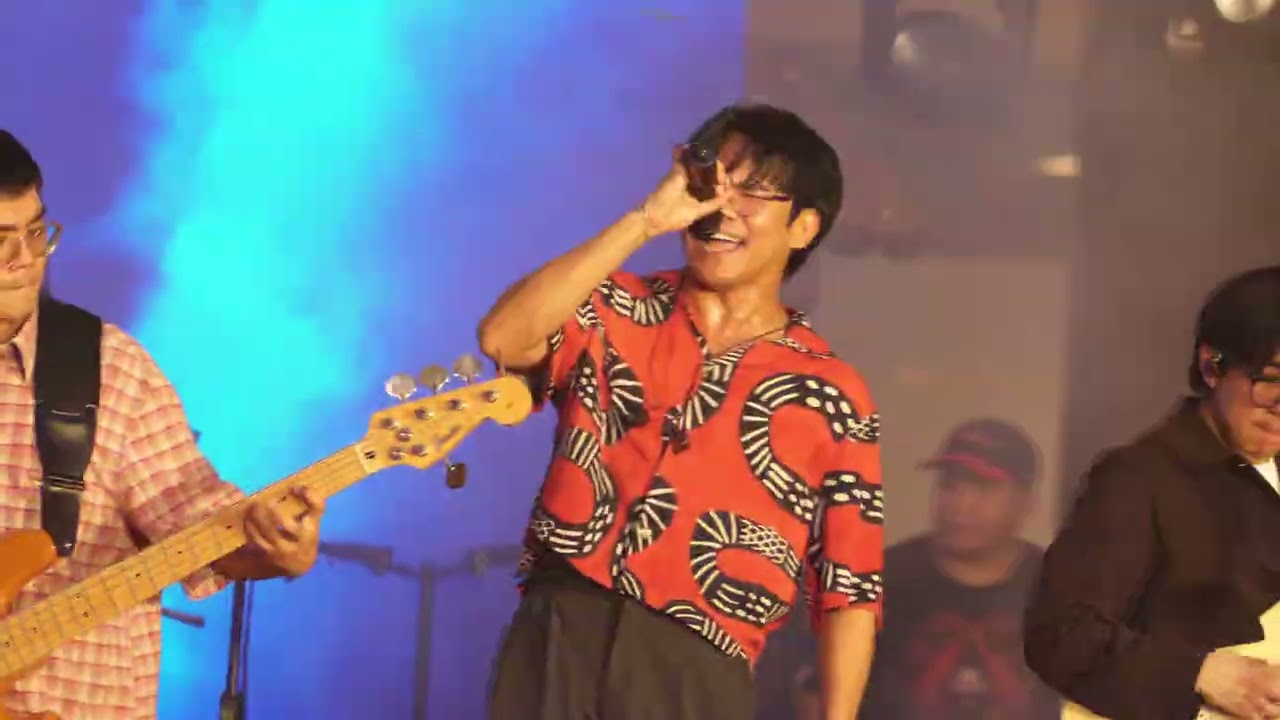 Lola Amour - Raining in Manila (Live) @ 2026 Lucky Chinatown Chinese New Year Countdown